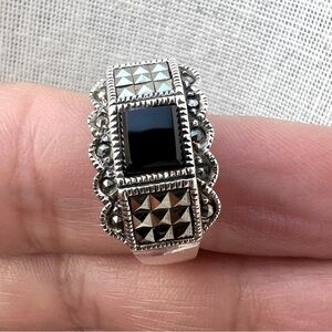 Vintage sterling Silver Ring with Black Onyx stone and Marcasite, Size 8